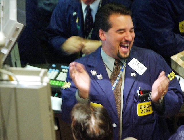 Vượt 7,000 điểm, S&P 500 lập đỉnh lịch sử