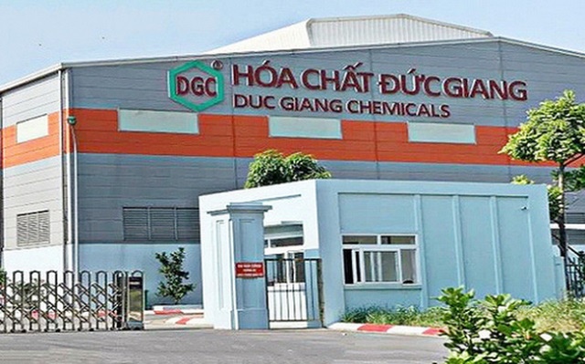 Hóa chất Đức Giang kinh doanh ra sao sau khi Chủ tịch bị bắt?