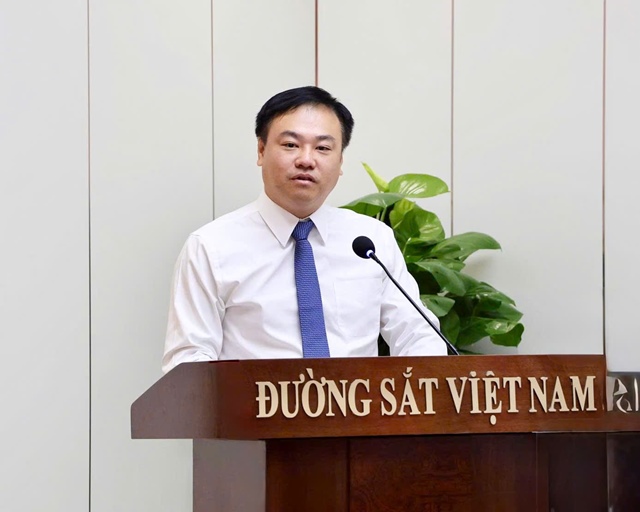 Ông Cầm Anh Tuấn làm Phó Tổng Giám đốc Tổng Công ty Đường sắt Việt Nam