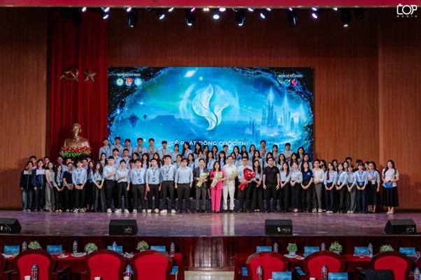 Phát động cuộc thi Khởi Nghiệp Trẻ 2026 với tọa đàm “Thăng trầm trong kinh doanh khởi nghiệp - Góc nhìn từ các thế hệ doanh nhân”