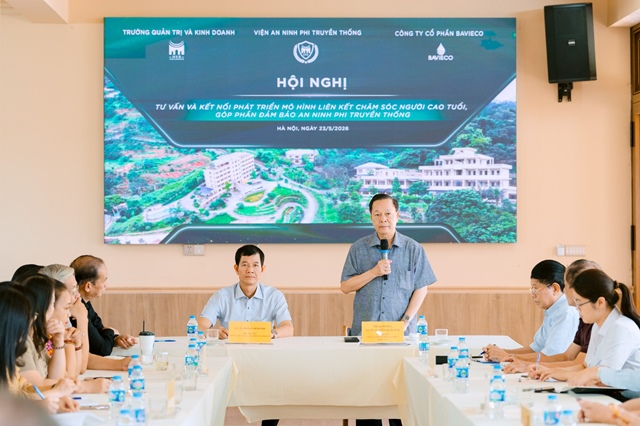 17 triệu người cao tuổi tạo áp lực mới cho y tế và an sinh