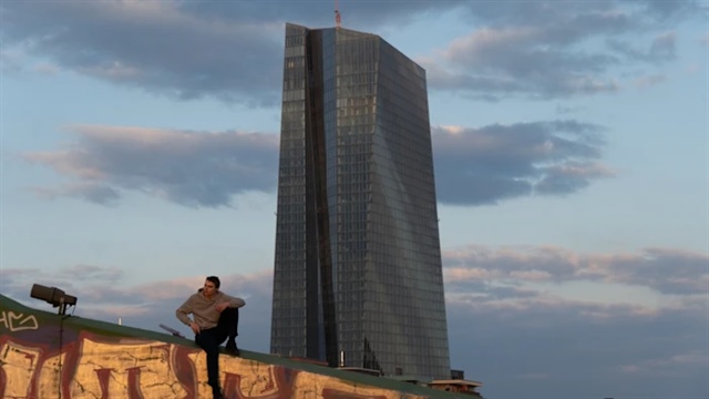 ECB: Nếu AI gây thất vọng, thị trường tín dụng tư nhân có thể chao đảo