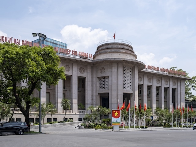 NHNN lên tiếng về việc sử dụng vàng để giao dịch bất động sản