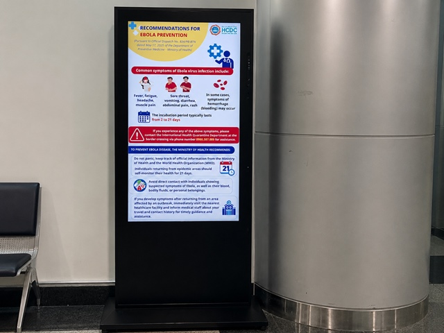 Sân bay Tân Sơn Nhất trực 24/24 phòng dịch Ebola