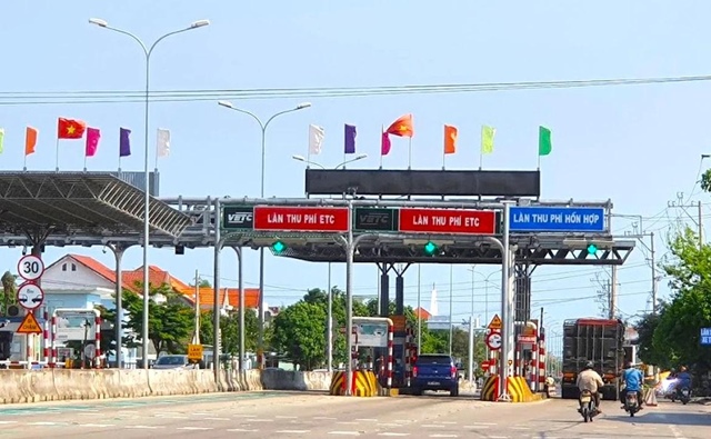 Trạm thu phí ở Đà Nẵng bị phát hiện miễn phí sai quy định cho hàng trăm lượt xe