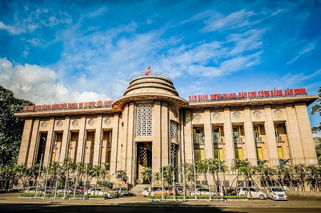 NHNN tiếp tục hút ròng qua kênh OMO, lãi suất liên ngân hàng qua đêm giảm về 5.78%