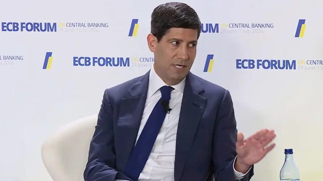 Chủ tịch Fed Kevin Warsh chưa phát tín hiệu về lãi suất tháng 7, nói lạm phát "quá cao"
