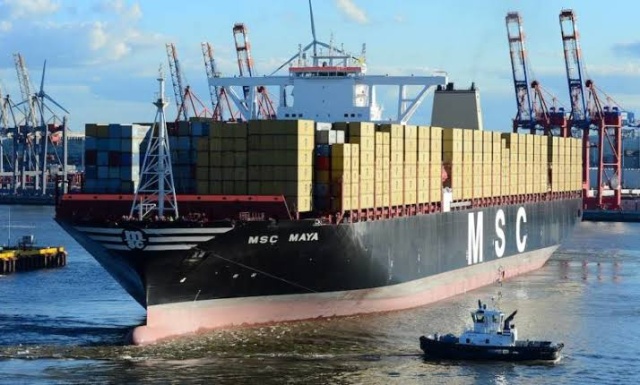 Hãng tàu MSC mua hơn 500 tàu container cũ, công suất tăng gấp đôi lên 7.4 triệu TEU