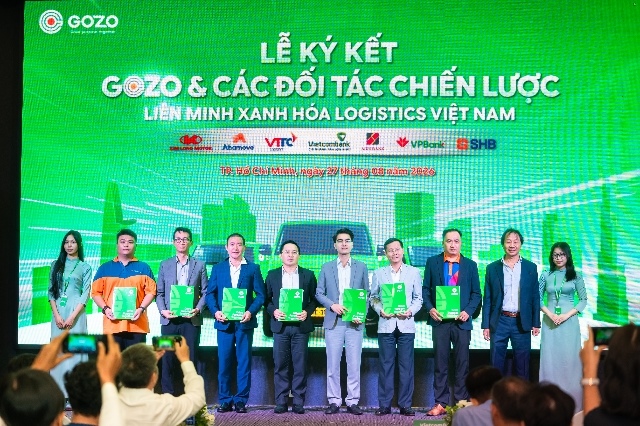 Công ty logistics hợp tác phát triển đội xe xanh hơn 10.000 chiếc