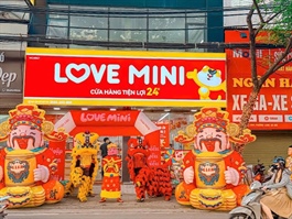 Bán đồ chơi cho những "ông già"