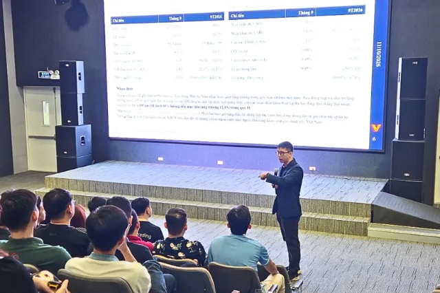 "Giá của tiền" và bài toán chọn cổ phiếu năm 2027
