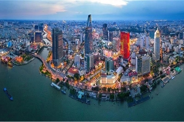 VinaCapital dự báo kinh tế 2027: Đòn bẩy "Đổi mới 2.0" và đầu tư công đồng loạt tăng tốc