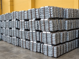 Một doanh nghiệp khai khoáng lãi gấp 4 nhờ giá kẽm, chì tăng vọt