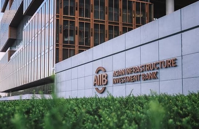 AIIB chuẩn bị cho Việt Nam vay 300 triệu USD, khoản vay đầu tiên ngoài khu vực doanh nghiệp
